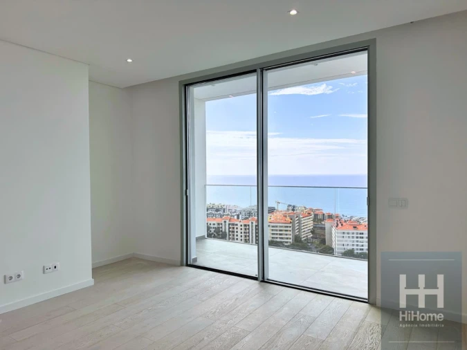 Moradia T4 para Venda em São Martinho Foto 34