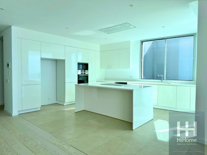 Moradia T4 para Venda em São Martinho Foto 40