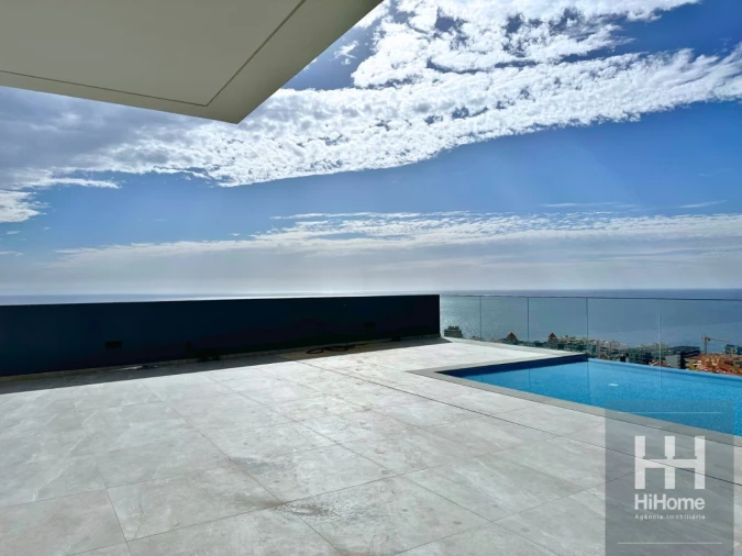 Moradia T4 para Venda em São Martinho Foto 44