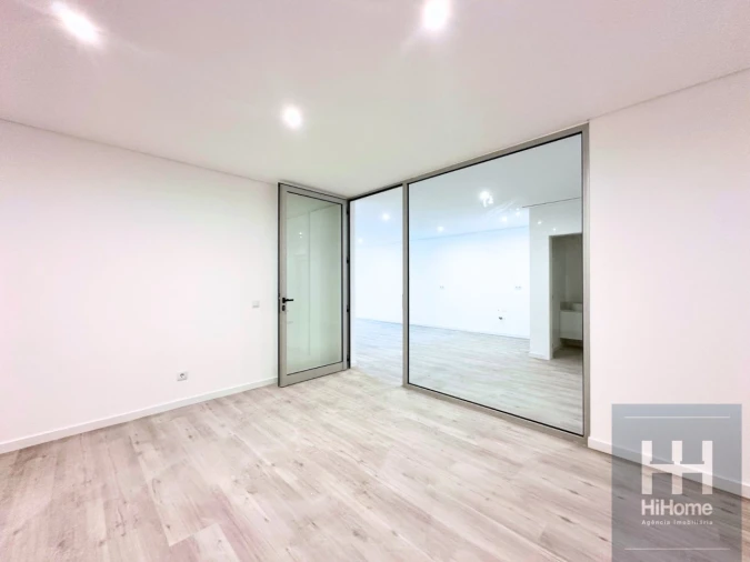 Moradia T4 para Venda em São Martinho Foto 50