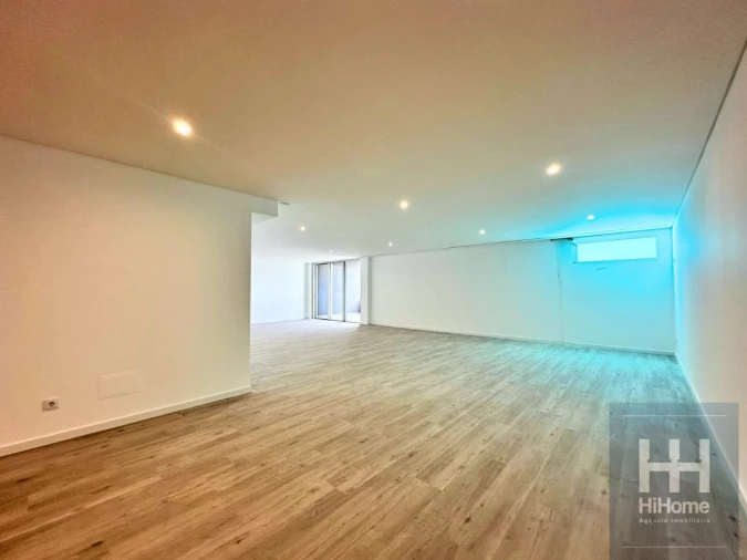 Moradia T4 para Venda em São Martinho Foto 52