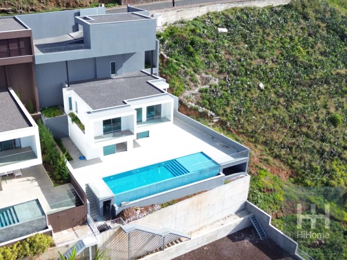 Moradia T4 para Venda em São Martinho Foto 53