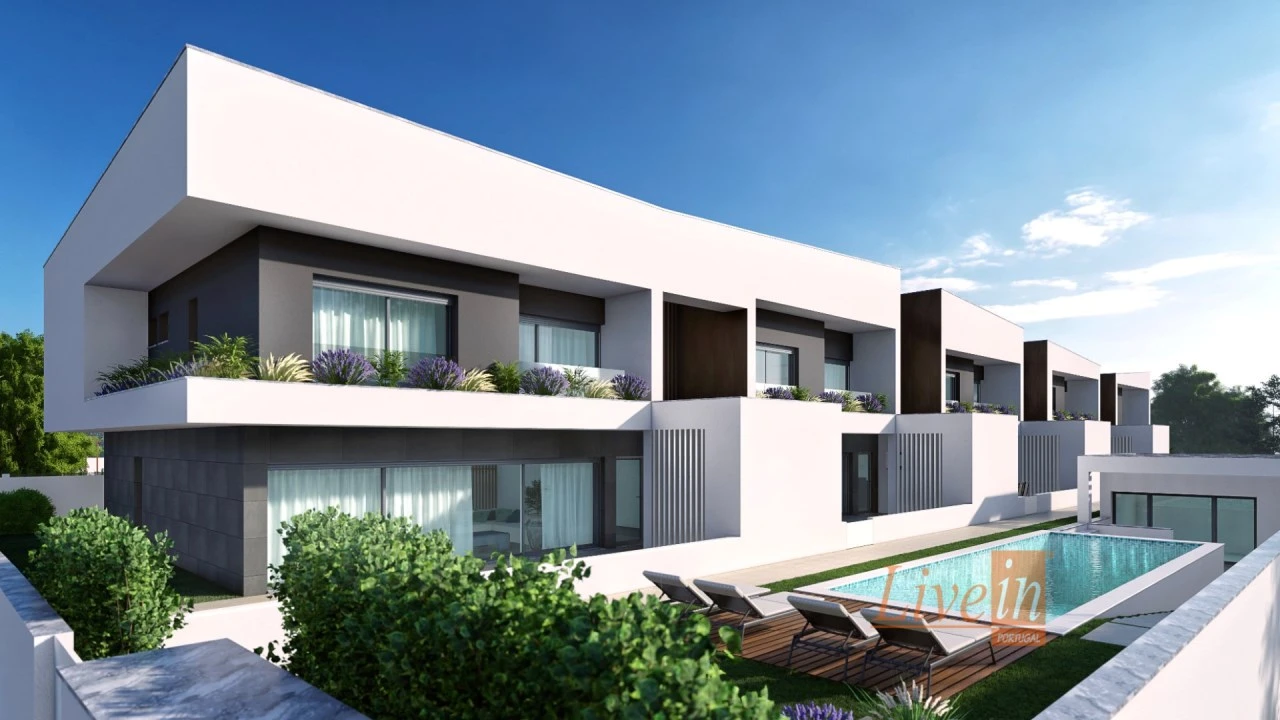 Moradia T4 para Venda em Loures Foto 2