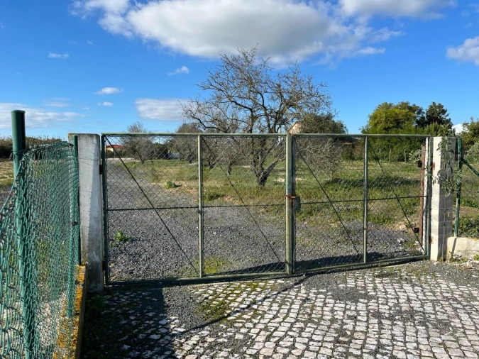 Terreno para Venda em Samora Correia Foto 2