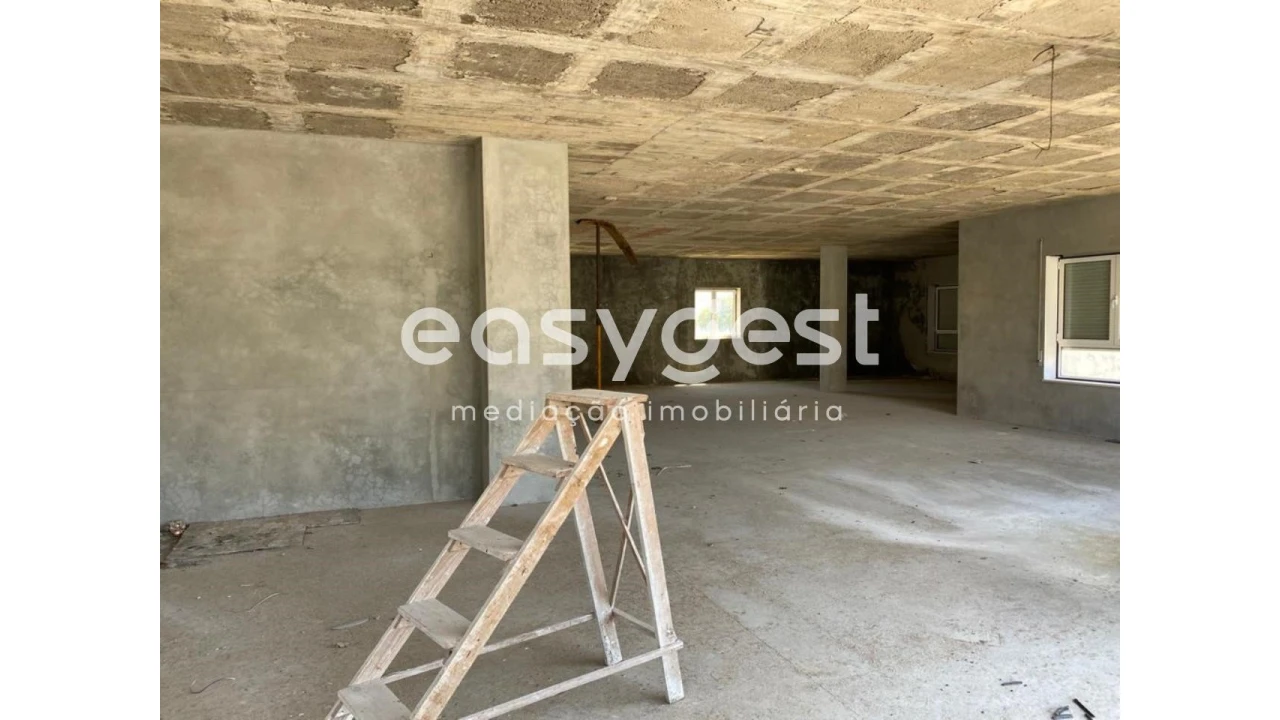 Prédio para Venda em Soure Foto 17