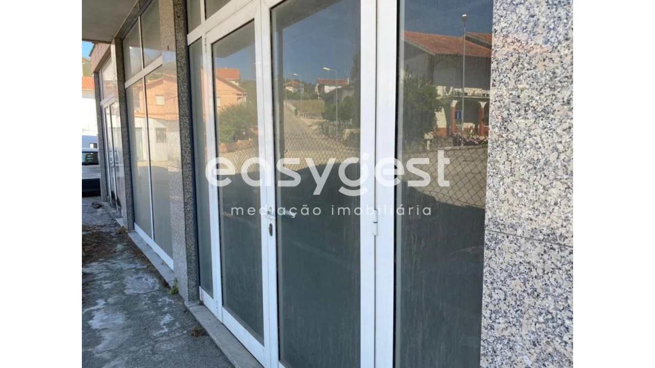 Prédio para Venda em Soure Foto 18