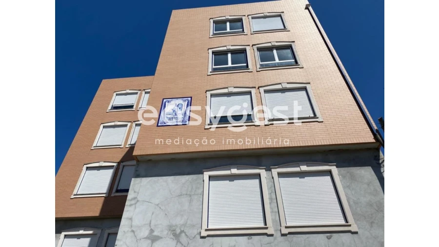 Prédio para Venda em Soure Foto 1