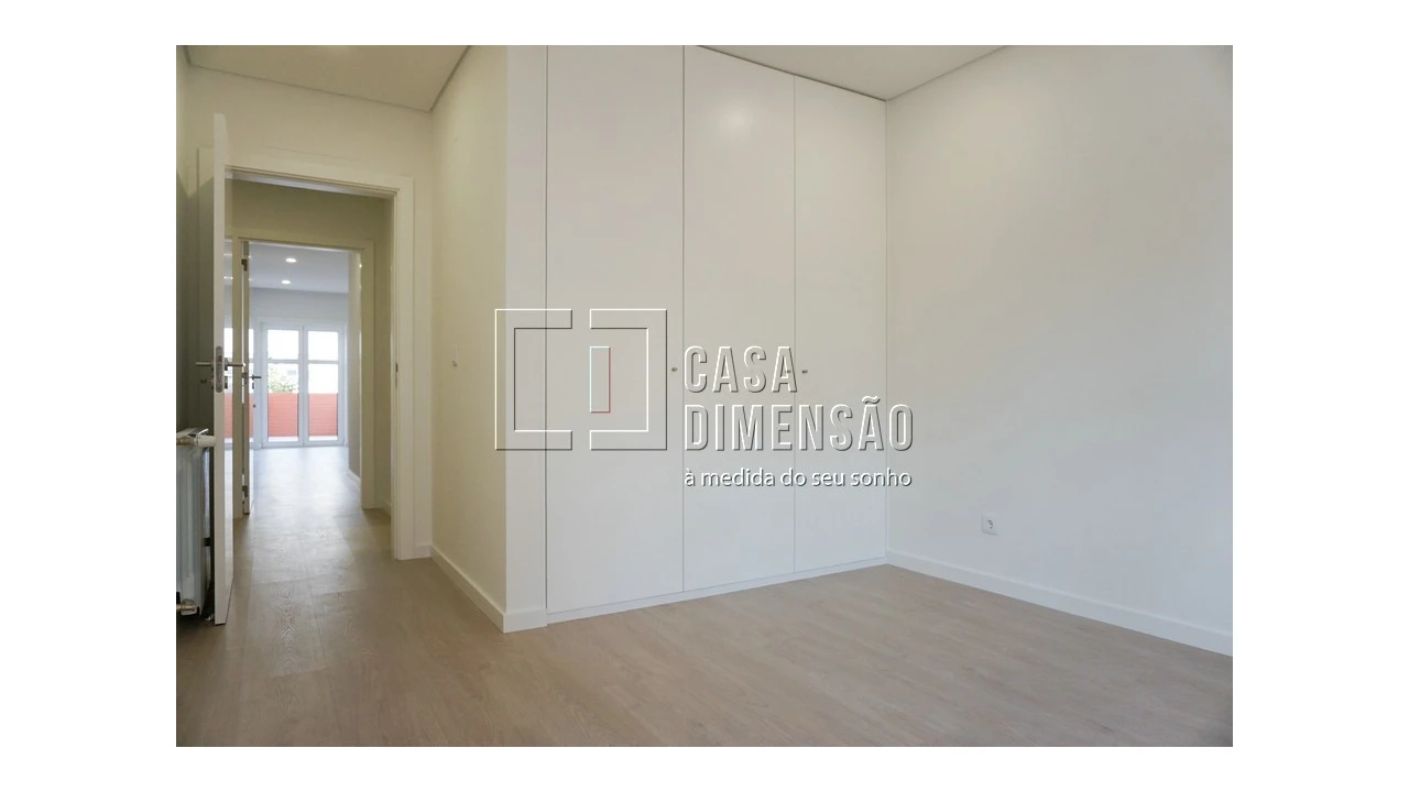 Apartamento T2 para Venda em Venteira Foto 22