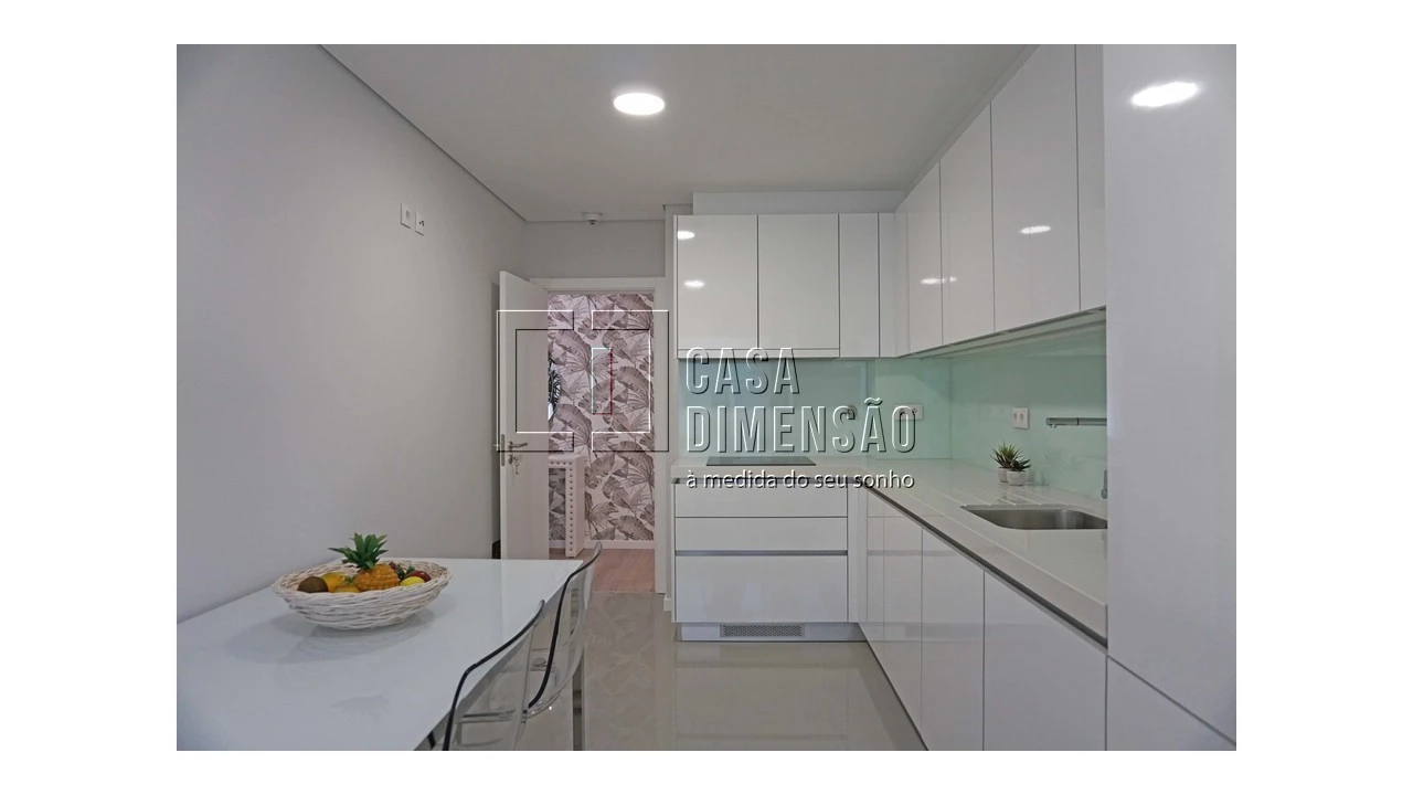 Apartamento T2 para Venda em Venteira Foto 48
