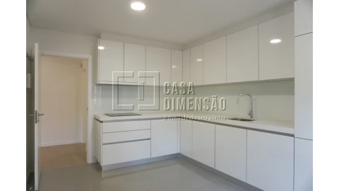 Apartamento T2 para Venda em Venteira