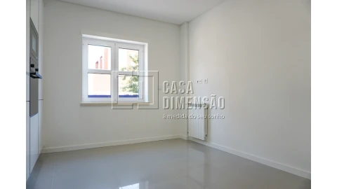 Apartamento T2 para Venda em Venteira