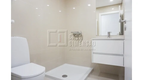 Apartamento T2 para Venda em Venteira