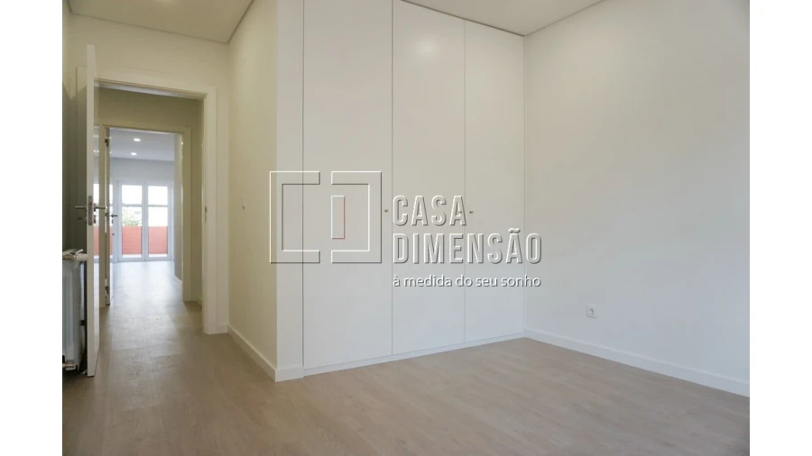 Apartamento T2 para Venda em Venteira Foto 22