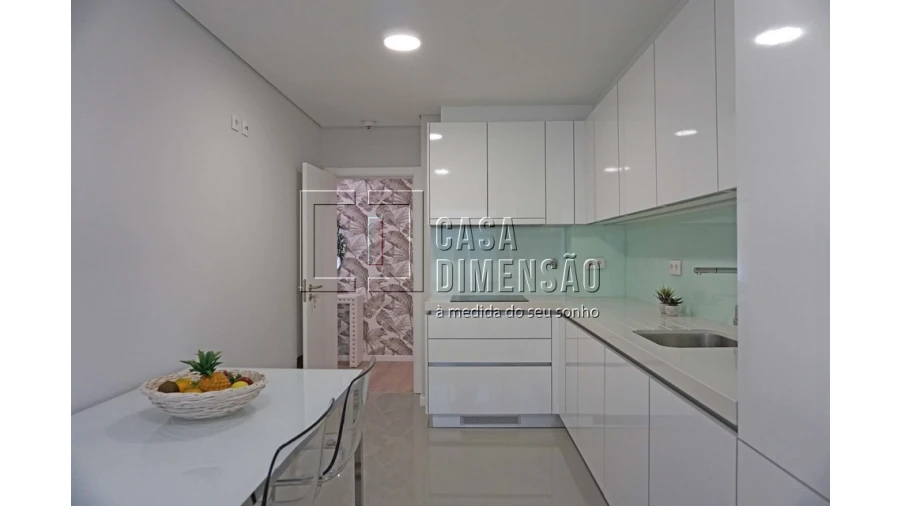 Apartamento T2 para Venda em Venteira Foto 48
