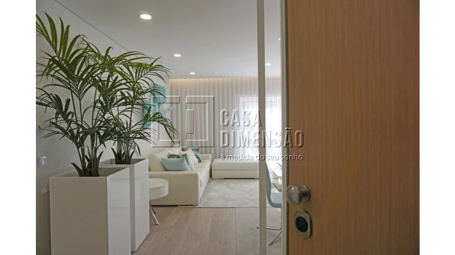 Apartamento T2 para Venda em Venteira Foto 2