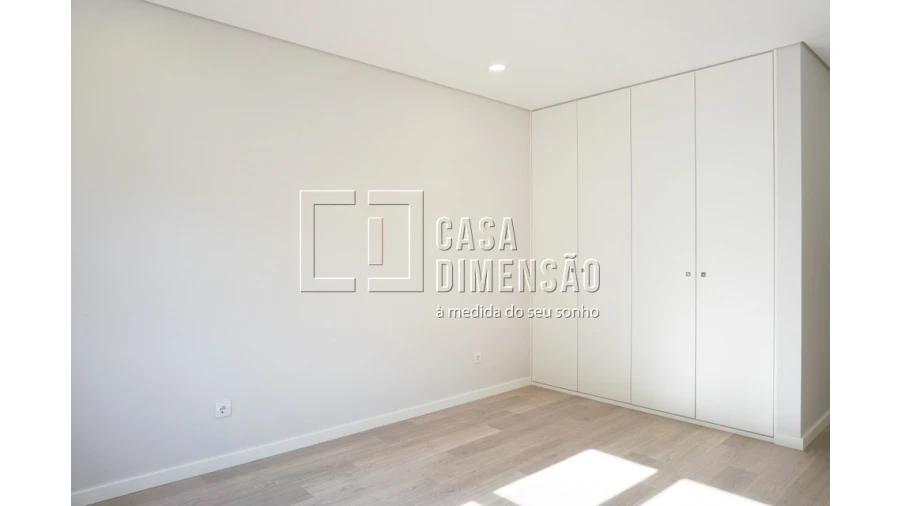 Apartamento T2 para Venda em Venteira Foto 19