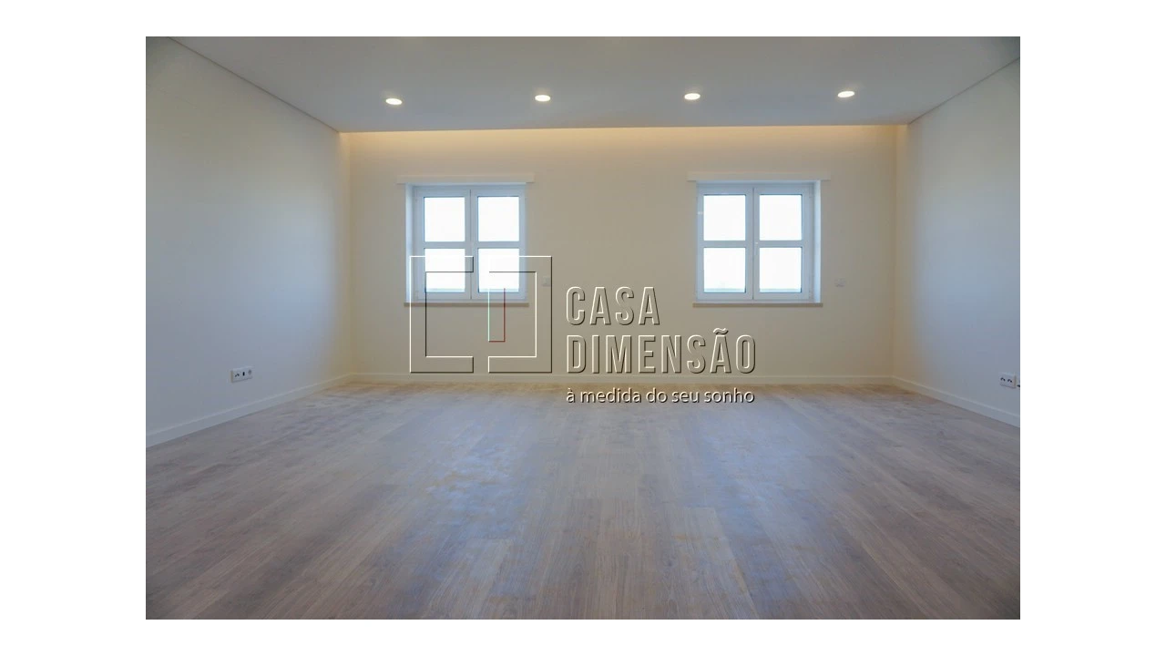 Apartamento T3 para Venda em Venteira Foto 1