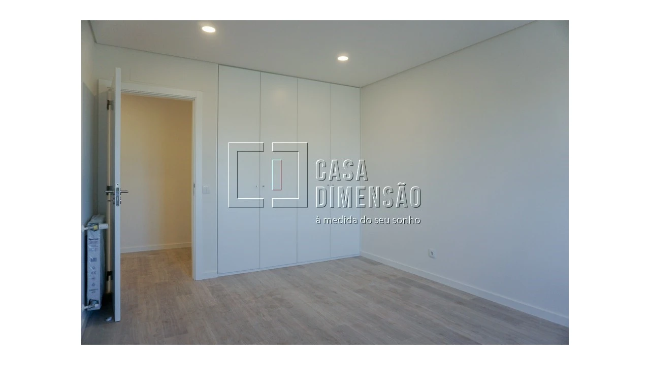 Apartamento T3 para Venda em Venteira Foto 9