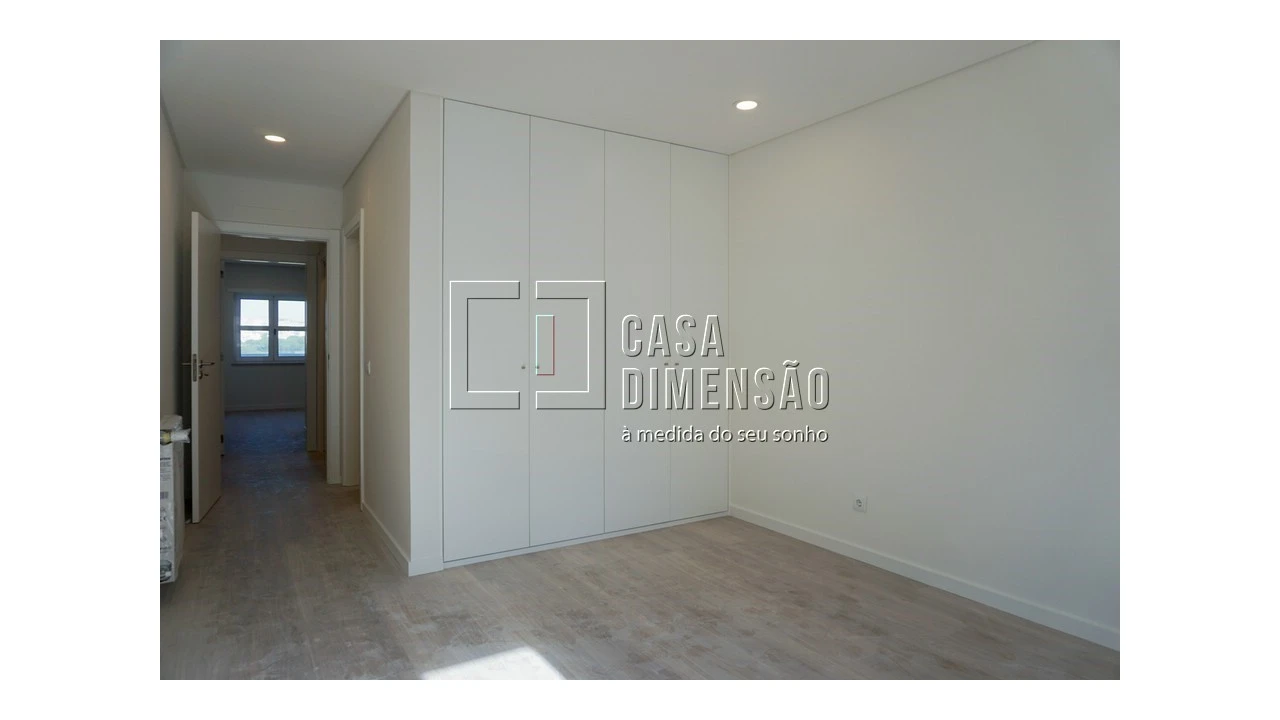 Apartamento T3 para Venda em Venteira Foto 14