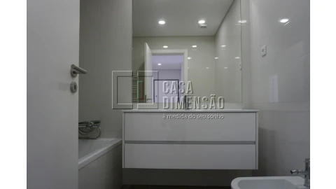 Apartamento T2 para Venda em Venteira