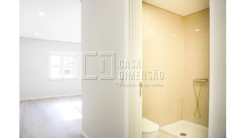 Apartamento T2 para Venda em Venteira