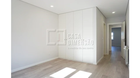 Apartamento T2 para Venda em Venteira