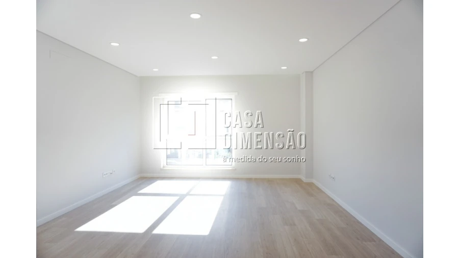 Apartamento T2 para Venda em Venteira