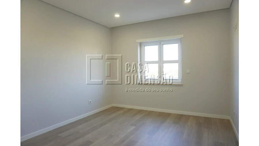 Apartamento T2 para Venda em Venteira Foto 14