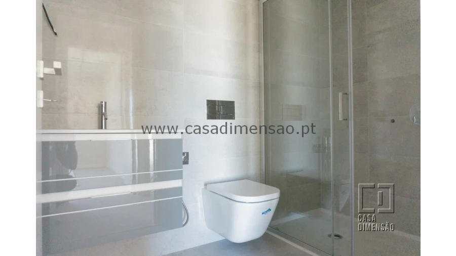 Apartamento T2 para Venda em São Domingos de Rana Foto 16