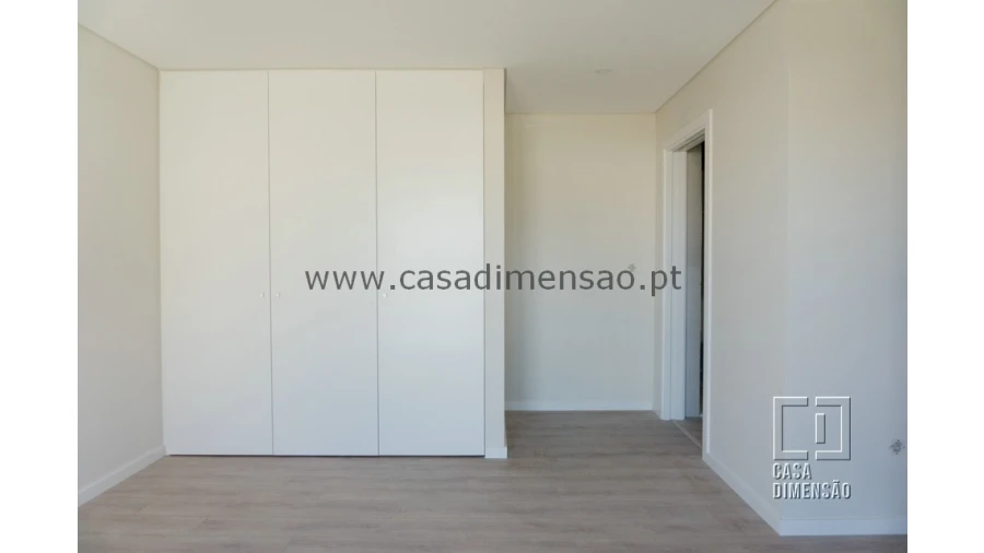 Apartamento T2 para Venda em São Domingos de Rana Foto 22
