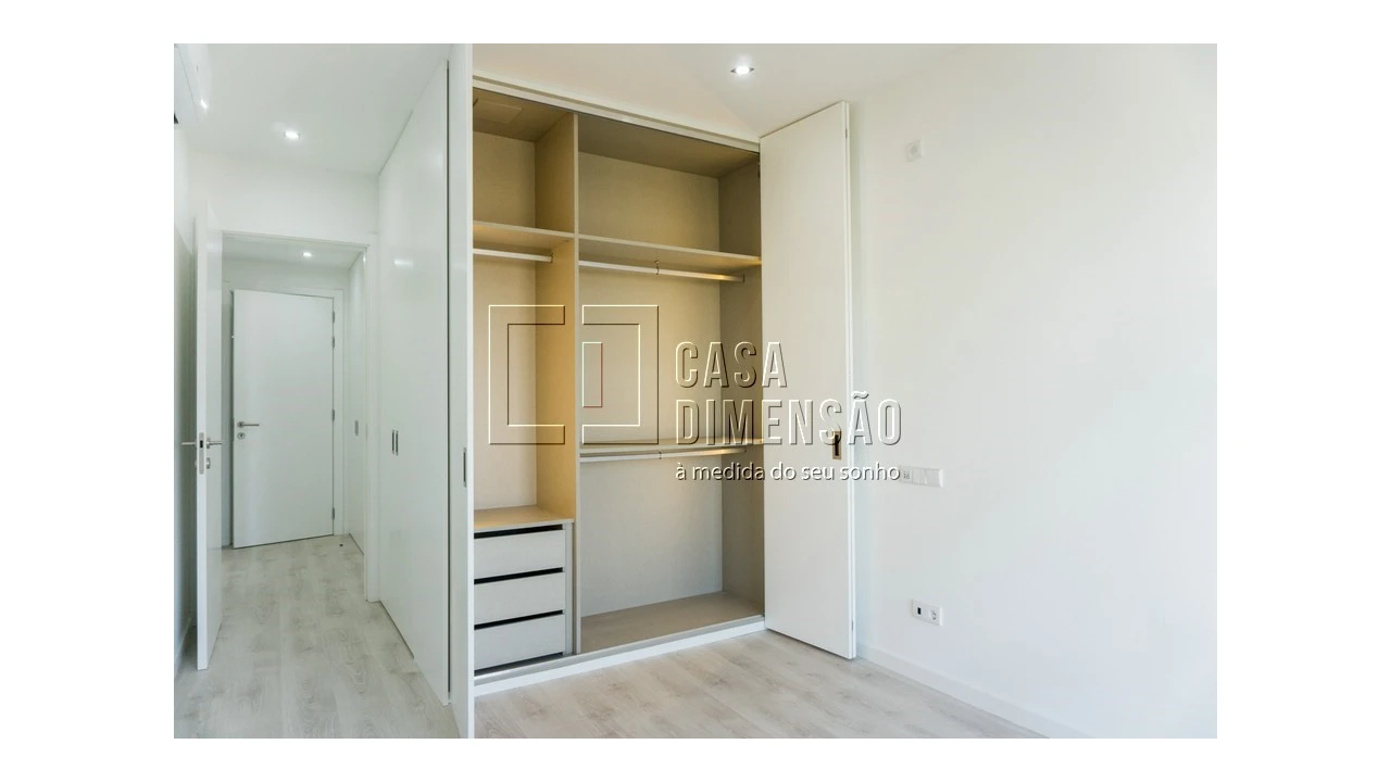 Apartamento T2 para Venda em Águas Livres Foto 14