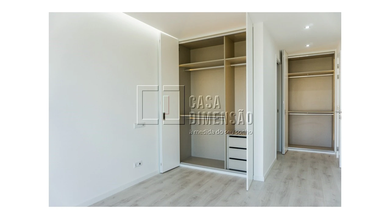 Apartamento T2 para Venda em Águas Livres Foto 18