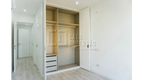 Apartamento T2 para Venda em Águas Livres