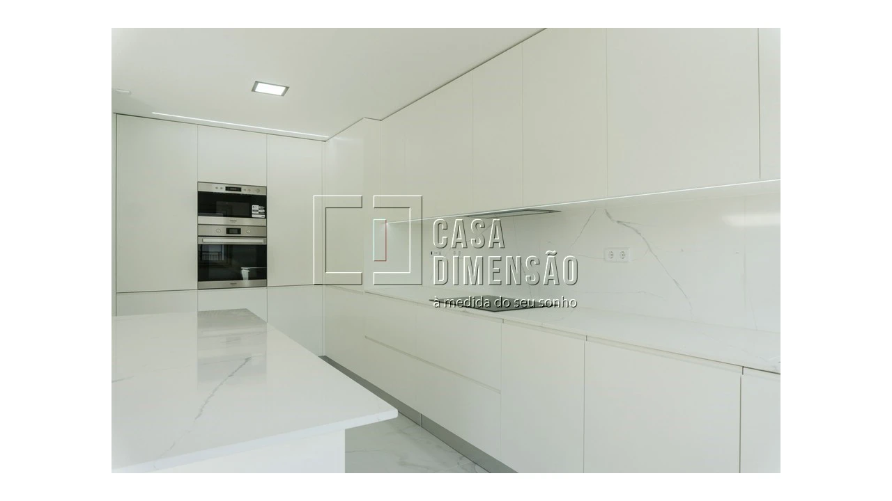 Apartamento T2 para Venda em Águas Livres Foto 4