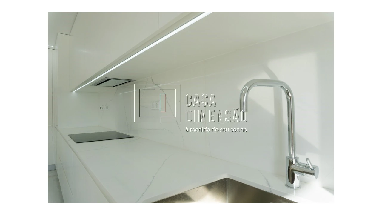 Apartamento T2 para Venda em Águas Livres Foto 6