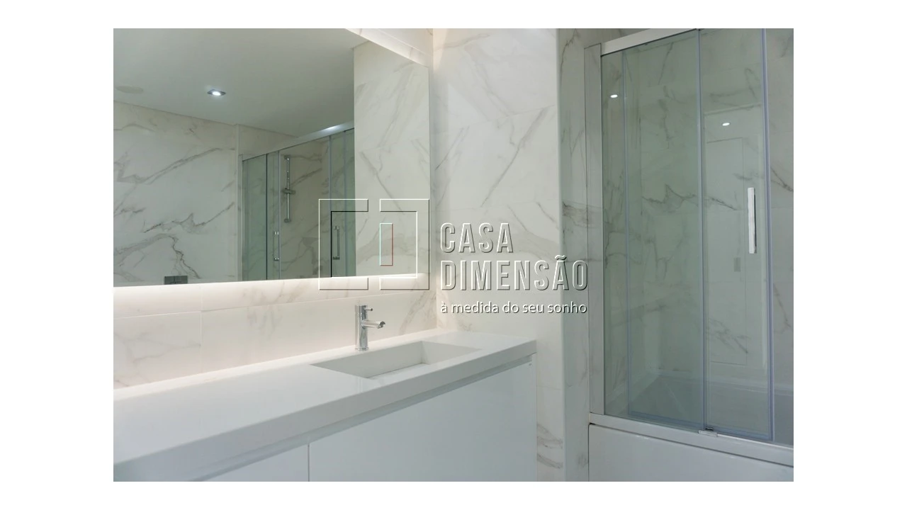 Apartamento T2 para Venda em Águas Livres Foto 9