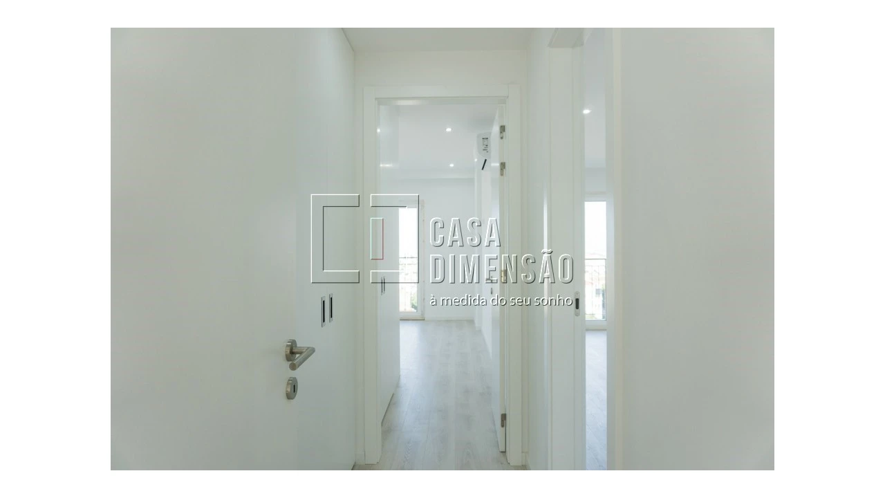 Apartamento T2 para Venda em Águas Livres Foto 11