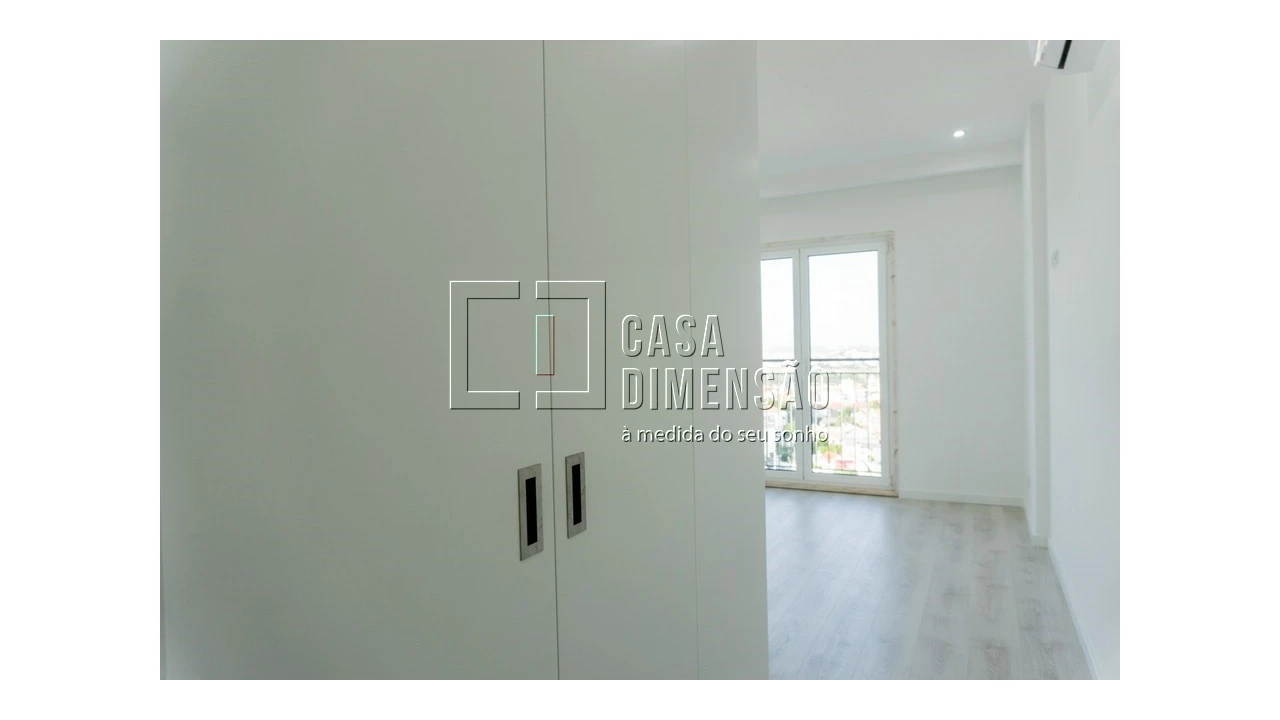 Apartamento T2 para Venda em Águas Livres Foto 12