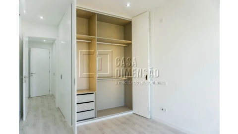 Apartamento T2 para Venda em Águas Livres