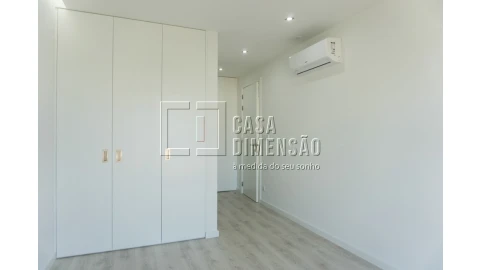 Apartamento T2 para Venda em Águas Livres