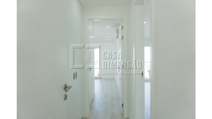 Apartamento T2 para Venda em Águas Livres Foto 11