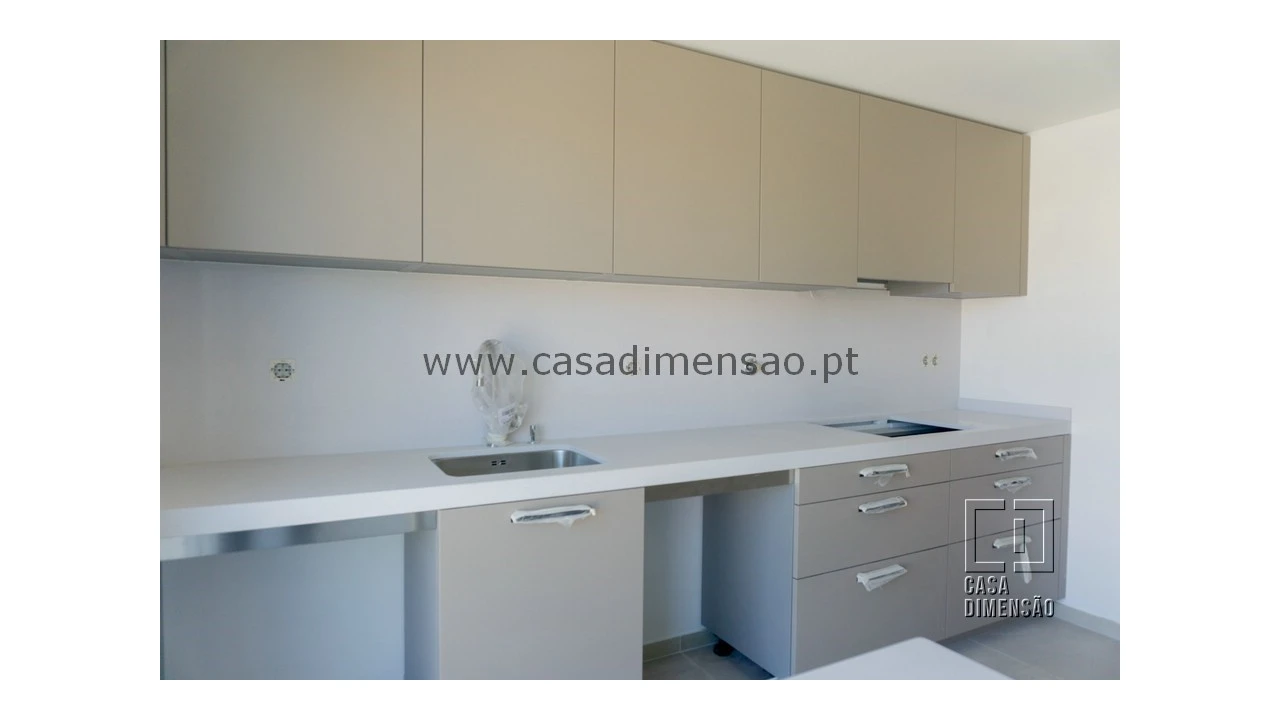 Apartamento T2 para Venda em São Domingos de Rana Foto 12