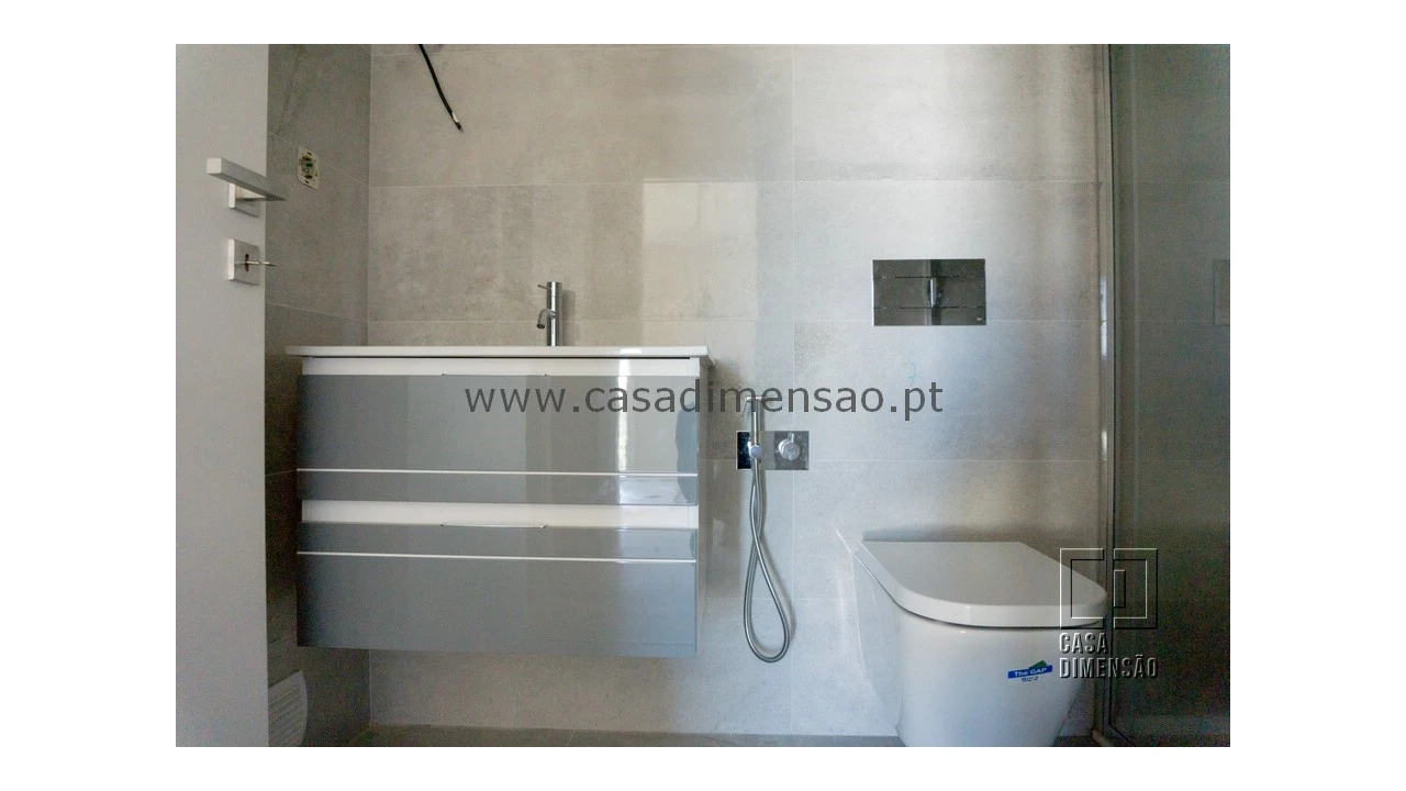 Apartamento T2 para Venda em São Domingos de Rana Foto 15