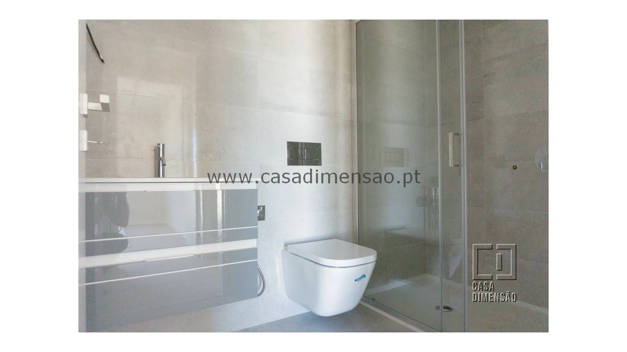 Apartamento T2 para Venda em São Domingos de Rana Foto 16