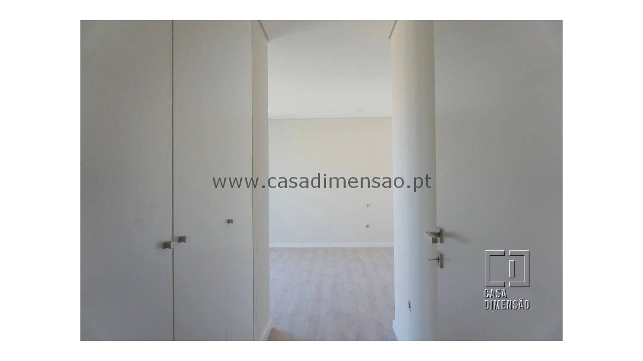 Apartamento T2 para Venda em São Domingos de Rana Foto 20