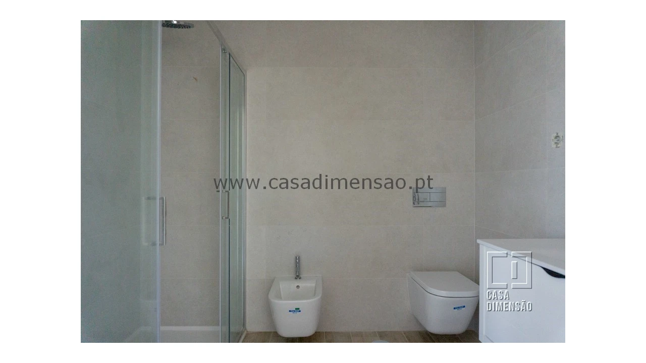 Apartamento T2 para Venda em São Domingos de Rana Foto 26