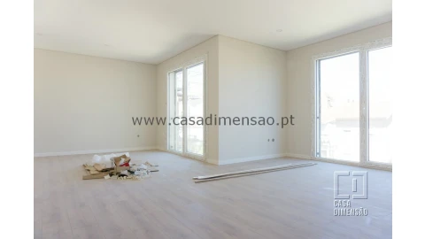 Apartamento T2 para Venda em São Domingos de Rana