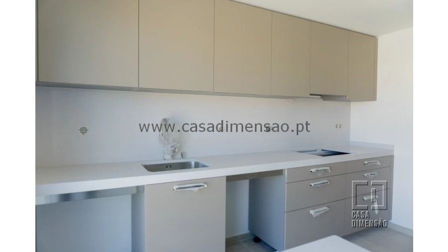 Apartamento T2 para Venda em São Domingos de Rana Foto 12