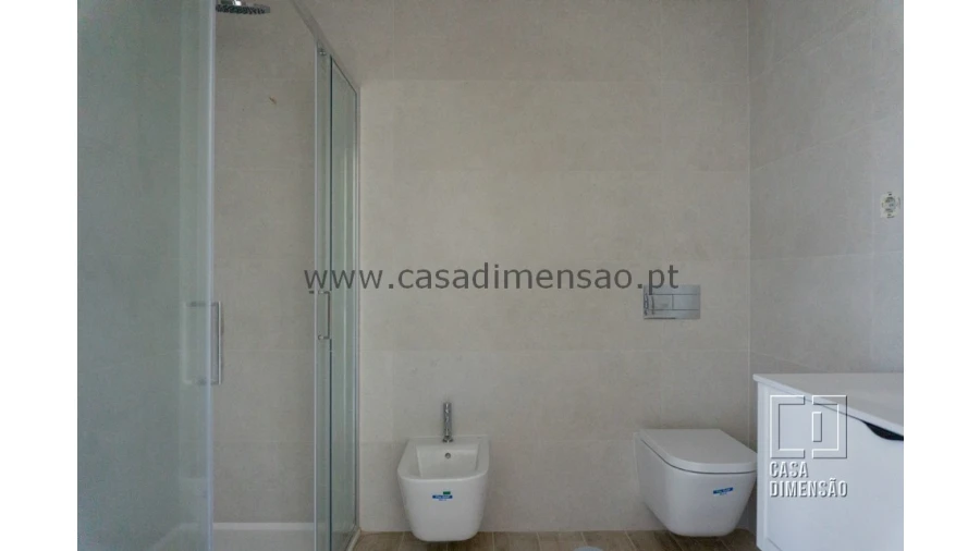 Apartamento T2 para Venda em São Domingos de Rana Foto 26