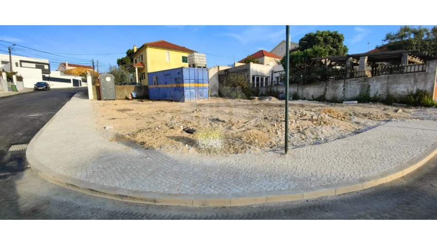 Terreno para Venda em Santa Iria de Azoia, São João da Talha e Bobadela Foto 3